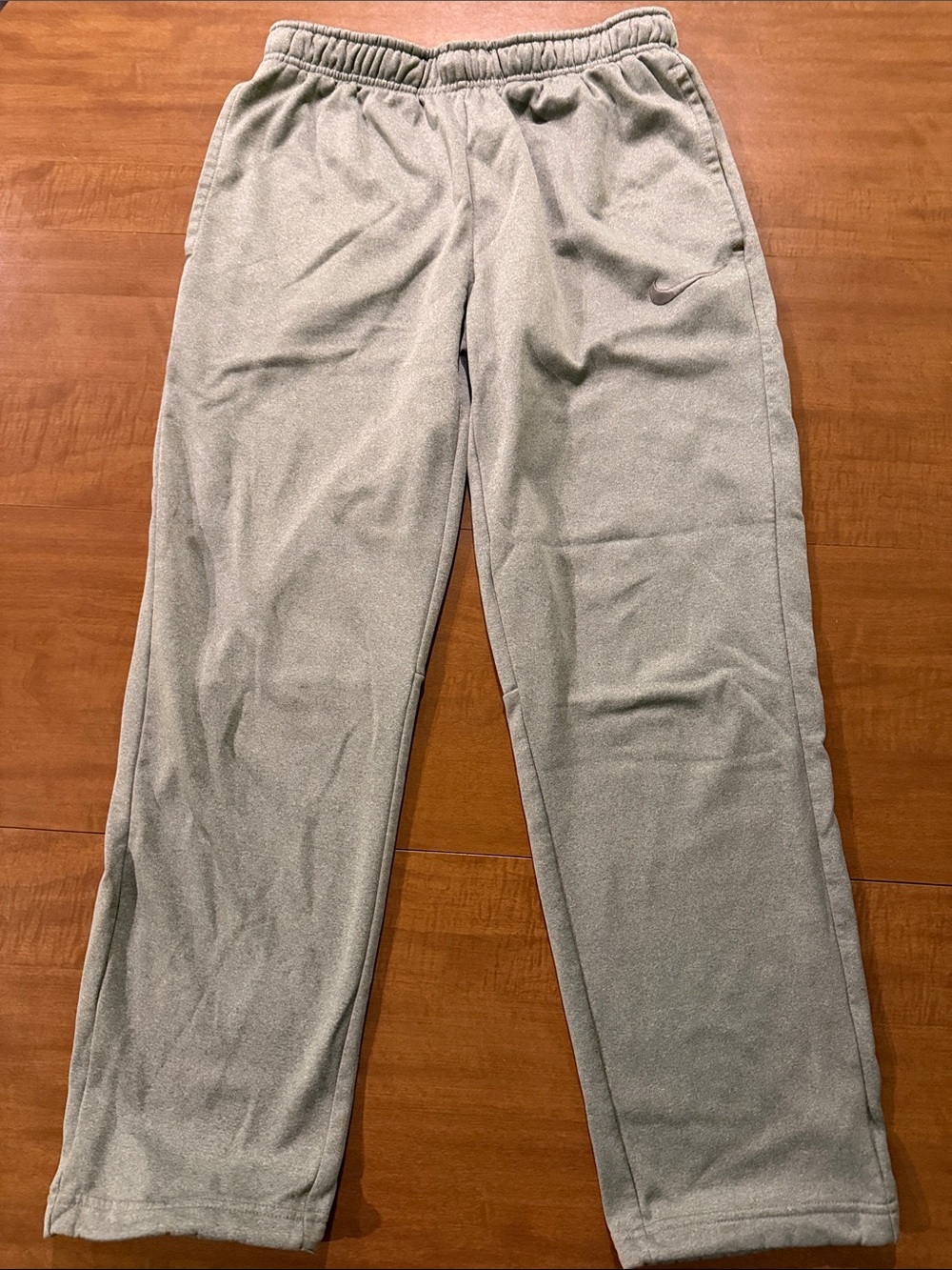 Nike Men’s Light Gray Heather Fleece Joggers